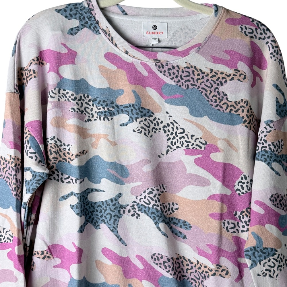 Sundry Sweatshirt Cotton Blend Womens 1 Pink Blue Camo Leopard Print‎ Pullover